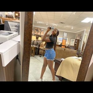 Meet your Posher, Kylie